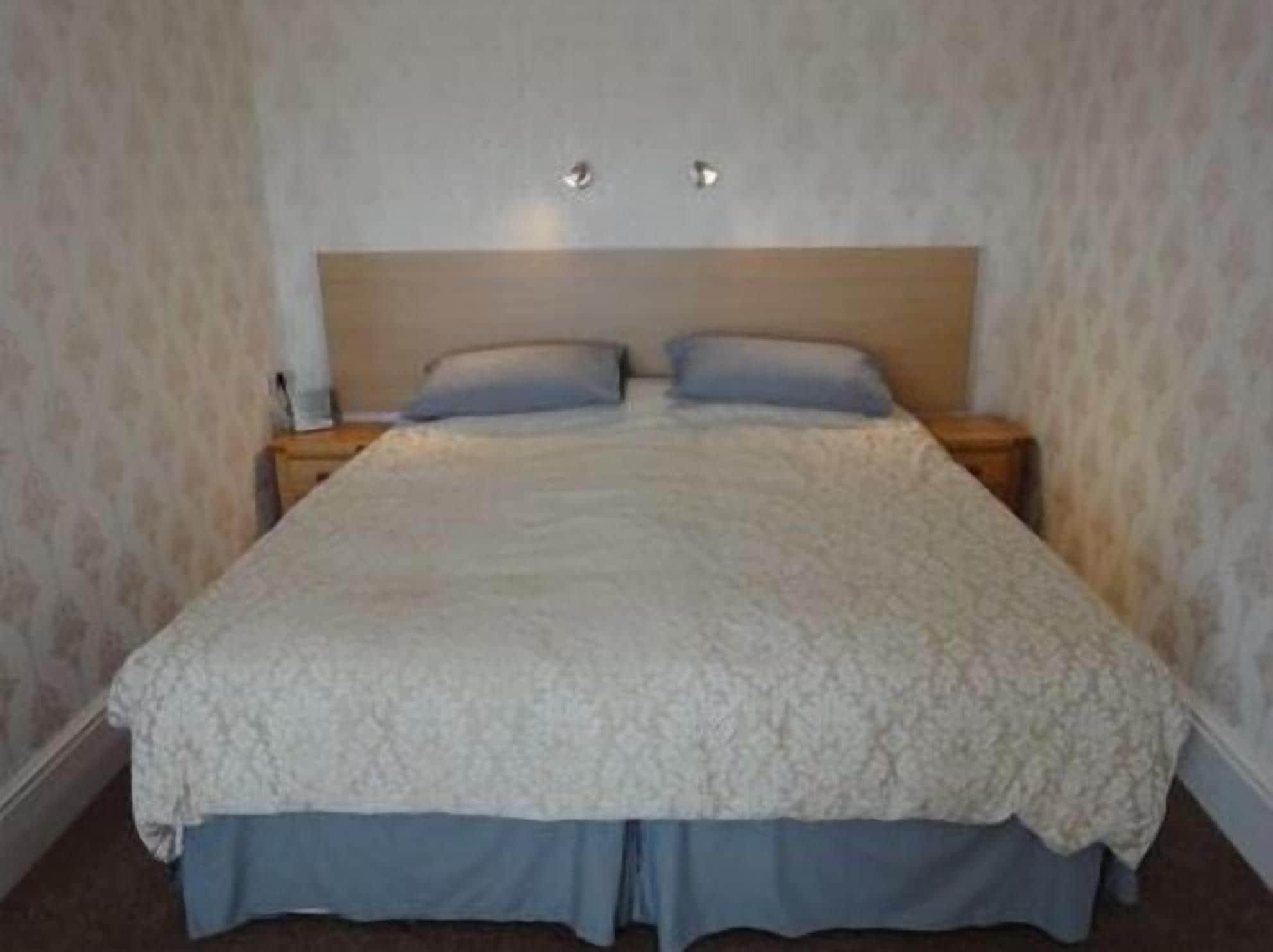 מלון שנקלין Brooke House מראה חיצוני תמונה